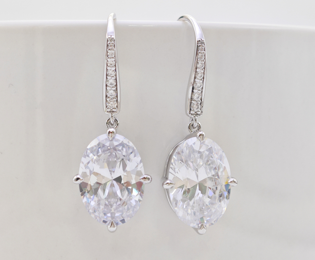 925 Sterling Silver 10 Carat Huggie Hoops Oval Drop Earrings