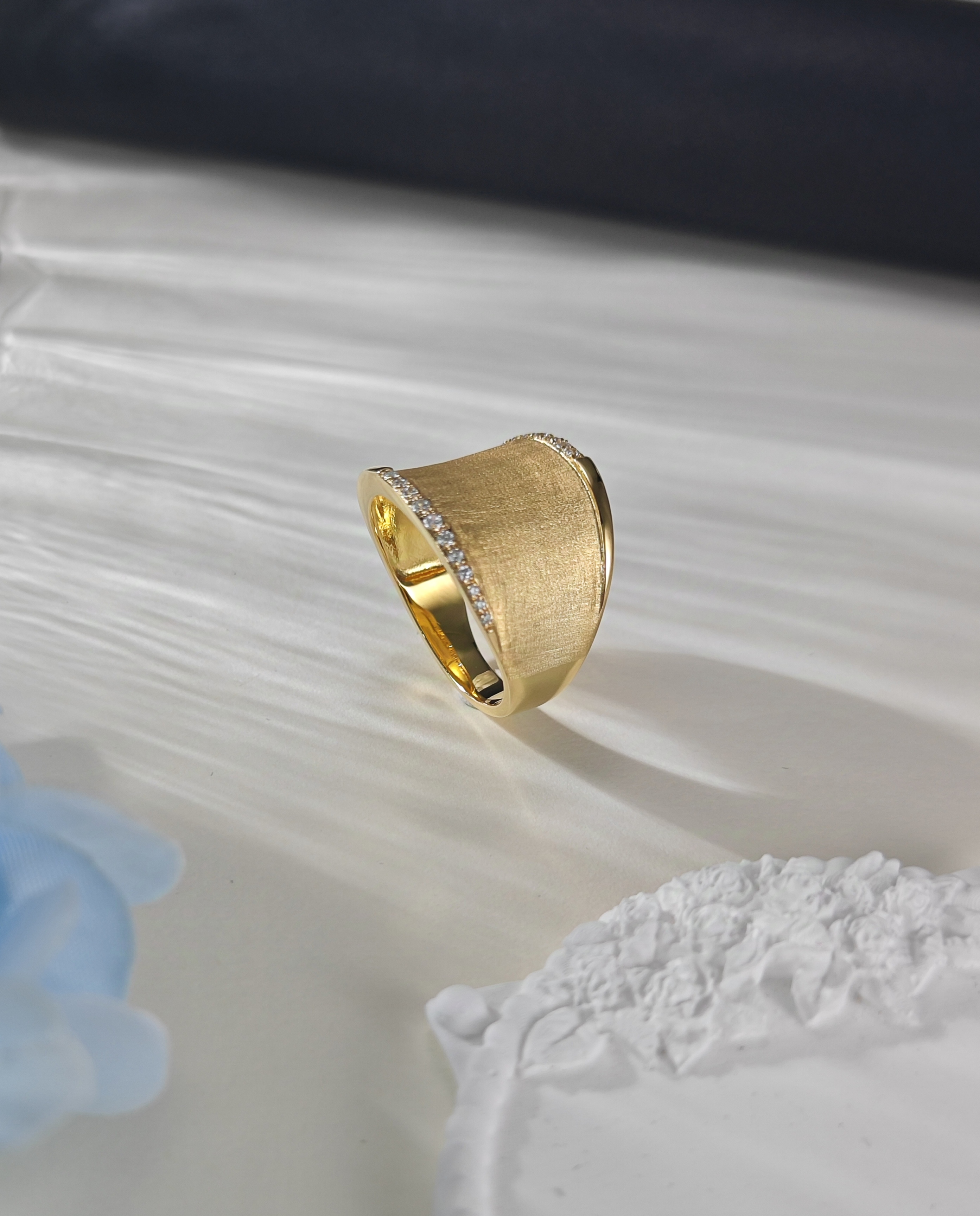 K Gold Ring