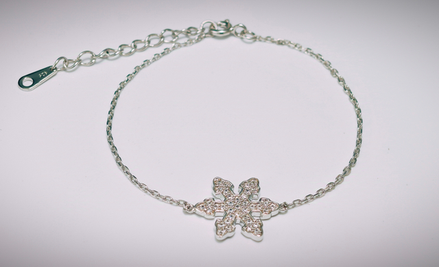Wholesale 925 Sterling Silver Minimalist Jewelry Christmas Collection Snowflake Bracelet